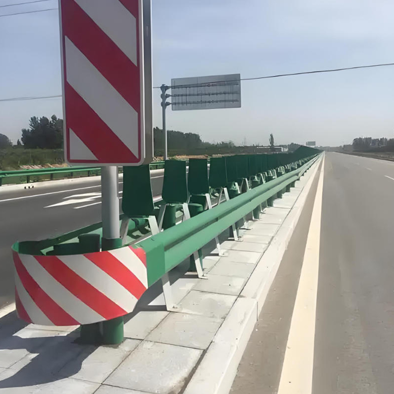 Ограждение автодороги.3